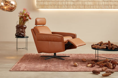 Aura Swivel Chair Leather Cognac